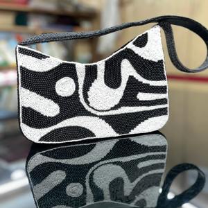 Sacs à main élégants en velours brodé de fleurs pour femmes et filles, sac à main en tissu artisanal, détails complexes, personnalisable - Product Image 1