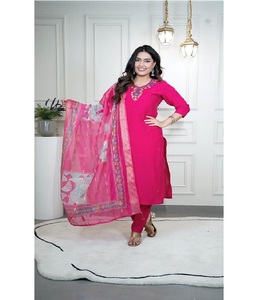 Premium Hand Work Indian Traditional Designer Kurta Set Roman Silk Kurti Pant Dupatta para mujeres Party Ocasiones - Product Image 1