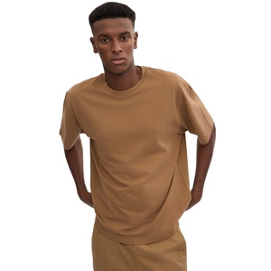 Camiseta Extra Grande para Hombre, 220g, Algodón Ligero y Transpirable, Cuello Redondo Informal de Verano, Logotipo Frontal Personalizado, Fabricante OEM de Marca Privada - Product Image 2