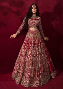 เสื้อเบลาส์ผ้าไหมสีแดงเข้มปักสีทอง atiya libas & lehena choli กับลูกปัดแก้วคริสตัล - Product Image 2