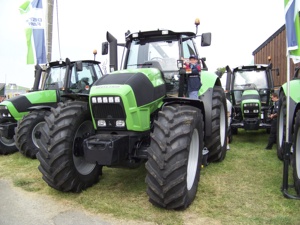 รถแทรกเตอร์ฟาร์มมือสอง DEUTZZ FAHRR DF1404 กำลังขายดี 140 แรงม้า ขับเคลื่อน 4 ล้อ - Product Image 6