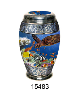 Urne funéraire artisanale en laiton pour les cérémonies commémoratives, offrant des détails artistiques et un hommage significatif à leurs proches - Product Image 4
