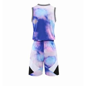 Uniforme de basketball sur mesure de qualité supérieure 100% polyester avec option grande taille, propriétés antibactériennes et anti-humidité - Product Image 3