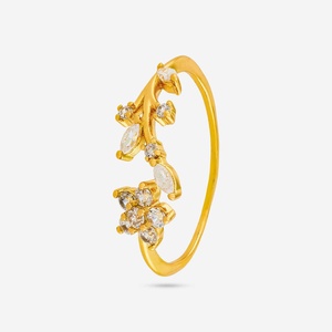 Bague tendance en acier inoxydable plaqué or 18 carats, incrustation élégante, cadeau idéal pour toutes les occasions 192546 - Product Image 3