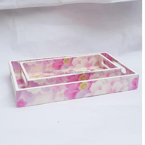 Plateau de service rustique en bois de bambou personnalisé avec poignée - Product Image 1