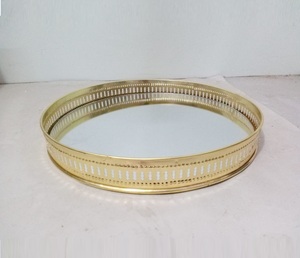 Modern Design Gold-Finished Round Aluminium <b>Mirror</b> <b>Tray</b> Elegant Luxury Serving <b>Tray</b> for Tabletop Decoration - Product Image 5