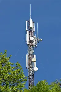 Hochwertiger 5G/4G/3G Telekommunikations-Turmmast verzinkter röhrenförmiger Stahl-Gitterturm