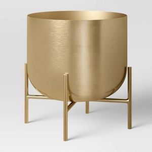 Jardinière en métal design avec un style industriel élégant et un revêtement noir mat ultra-moderne pour un décor contemporain - Product Image 6