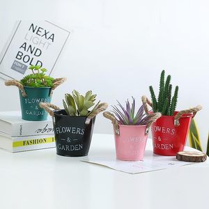 Jardinière de fleurs en métal multicolore avec poignée en corde en forme de seau pour la maison, l'extérieur, le jardin et la décoration. - Product Image 4