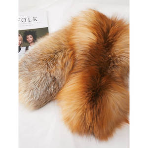 Bufanda de piel de zorro rojo entera con hebilla magnética estilo cuadrado - Product Image 3