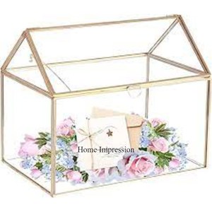 Nombres personalizados Grabado láser Disponible 100% Acrílico transparente Caja de invitación de boda cuboide con cerradura y llave en forma de corazón - Product Image 6