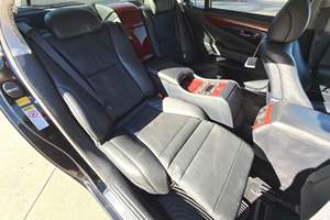 Lexus LS 460 2008 LIMPIO, Volante a la Izquierda - Product Image 2