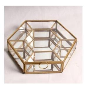 Boîte de rangement de bijoutier en métal et en verre antique moderne forme rectangulaire accessoires de coiffeuse pour la maison - Product Image 4