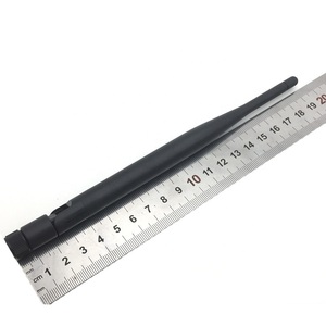 Antena de pato de goma de alta calidad de 2,4 GHz 5dBi con conector macho RP SMA VSWR bajo para aplicaciones de telecomunicaciones externas - Product Image 4