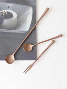 Cubiertos de calidad superior Cubiertos Utensilios de comedor Utensilios de cocina Logotipo personalizado Juego de cubiertos de alta calidad con pulido de espejo Precio bajo - Product Image 3