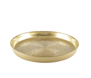 Bandeja Decorativa de Latón para Servir Dulces, Frutas y Aperitivos Durante Ocasiones Familiares Especiales - Product Image 3