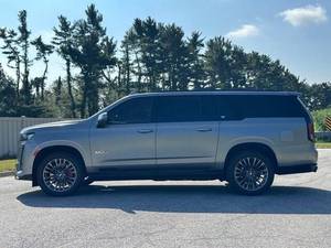 รถยนต์มือสอง Cadillac Escalade-V ESV AWD 4dr SUV ปี 2023 สำหรับขาย - Product Image 5