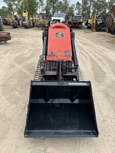 รถตักล้อยางขนาดเล็ก Kubota SK1050 ปี 2018 พร้อมระบบไฮดรอลิก KYB และชุดลูกปืน - Product Image 3
