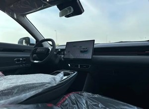 VENTE FLASH sur le NOUVEAU JETOUR DASHING AUTOMATIQUE 1.5L DIESEL SUV 2024, VOLANT À GAUCHE, INTÉRIEUR SOMBRE, LIVRAISON GRATUITE - Product Image 4