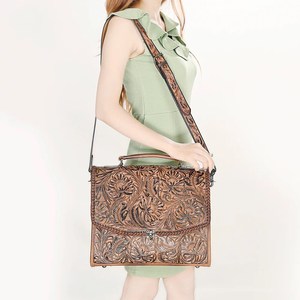 Maletín de Cuero Vacuno Natural con Borlas Bohemias, Estilo Occidental, Hecho a Mano, de Alta Calidad, para Mujer, con Compartimento Oculto para Armas - Product Image 4