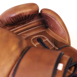 Gants de boxe sur mesure, design personnalisé, différents coloris, haute qualité, prix bas, vente en ligne. - Product Image 3