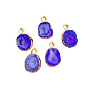 จี้หยดน้ำอาเกตสีน้ำเงินเคลือบทองประดับคริสตัลทำมือ สร้อยคอเครื่องประดับของขวัญสำหรับเธอ - Product Image 1