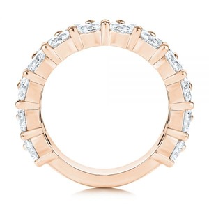 ขายส่งเครื่องประดับแฟชั่น ทองคำขาว 10k/14k/18k ประดับโมอิสซาไนต์แบบคลัสเตอร์ ได้รับการรับรองจาก GRA น้ำหนักรวม 3.90 กะรัต แหวนแต่งงาน คุณภาพสูง แท้ สามารถสวมซ้อนกันได้ - Product Image 4