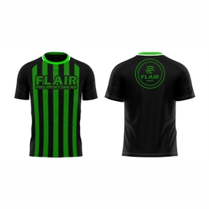 Kits de football rétro conçus sur mesure Uniformes de maillot de football de haute qualité pour hommes et enfants Ensembles de hauts à la mode avec service OEM - Product Image 4