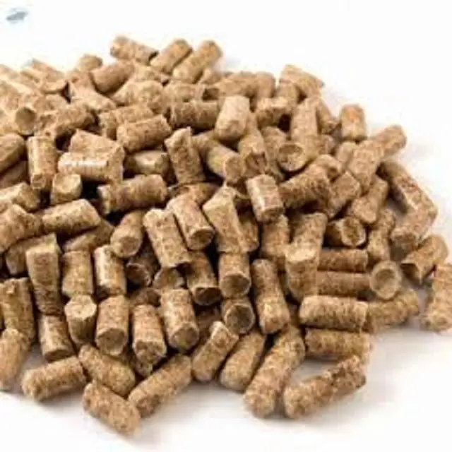 Sacchetti da 15kg che confezionano pellet di legno di pino (Din plus / EN plus pellet di legno A1) pronto per l'esportazione 1 acquirente