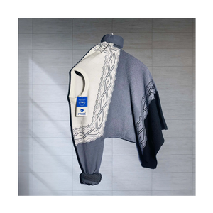 100% Chất Lượng Xuất Khẩu T-Shirt Với Đầy Đủ Tay Áo Và Vòng Cổ Dệt Kim Thời Trang Người Đàn Ông Quần Áo Cho Bán Bởi Ấn Độ Xuất Khẩu - Product Image 2