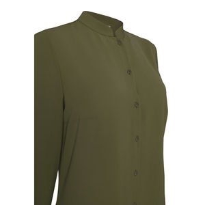 Túnica Básica Haki - Blusa Transpirable de Viscosa con Cuello Mao, Prenda Moderna para el Día a Día - Product Image 2