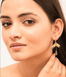 Boucles d'oreilles rondes en Labradorite taillée en poire Boucles d'oreilles en argent sterling 925 plaqué or à la mode Cadeau de fête pour femmes à la mode - Product Image 2