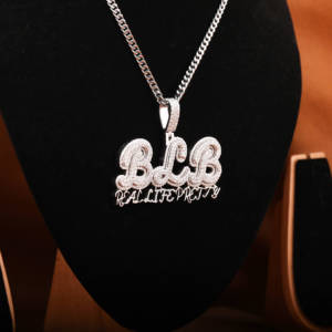 Colgante de moissanita de Plata de Ley 925 personalizado, hecho a mano, nombre brillante en estilo BLB, joyería corporal Iced HipHop para regalos de fiestas - Product Image 3