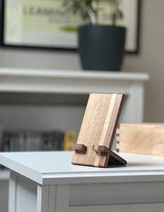 THE WOOD OFFICE TABLE DECORATIONS PHONE Cases Stand Smart Accessories Good Price Wood Crafts <b>for</b> Wall Signs - Product Image 5