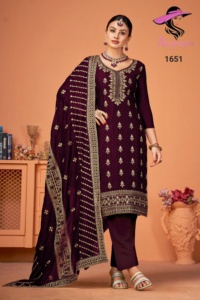 LATEST DESIGNER EMBROIDERY WORK WITH HEAVY DIAMOND <b>KURTI</b>-SET - Product Image 4