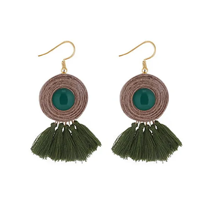Último diseño Pendientes de borla para mujer Trending Look Color verde Conjunto de pendientes a un costo asequible productos - Product Image 2