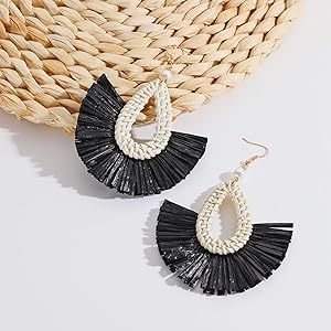 Pendientes de Ratán Elegantes - Joyería de Bambú Ecológica Hecha a Mano para Mujer - Product Image 4