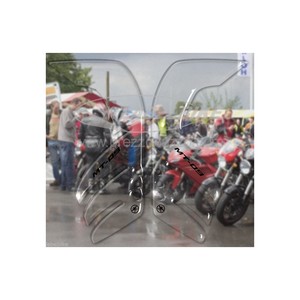 Copertura trasparente per serbatoio compatibile con Yamaha MT-09 con protezioni laterali 3D e adesivo 3D - Product Image 1