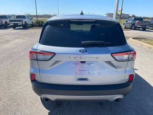 Ford Escape SE 2022 en Perfectas Condiciones - Product Image 4