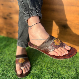 จริงทําด้วยมือของแท้ผู้หญิงสไตล์ตะวันตกTooled Cowhideหนังสบายๆกลางแจ้งFlipflopแบนสีน้ําตาลรองเท้าเปิดนิ้วเท้ารองเท้าแตะ - Product Image 3