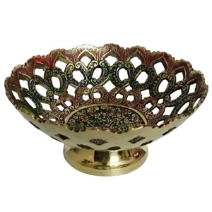 ชามผลไม้ทองเหลืองทำมือพร้อมสลักสวยงามขัดเงาสำหรับใช้ในครัว - Product Image 2
