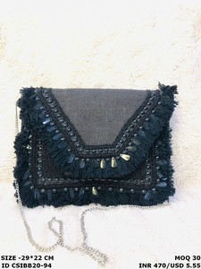 Beauté intemporelle Banjara Boho Designer pochette pour femmes artisanales indiennes Artisan perlé et pierre broderie sacs de soirée - Product Image 4