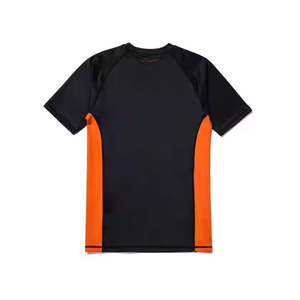 T-shirt de compression à impression numérique personnalisée Rash Guard pour hommes, manches courtes, séchage rapide, tendance, pour le fitness - Product Image 4