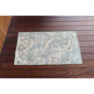 Petit tapis turc en laine 16x2,7 pi (49x81 cm) gris patchwork, tapis vintage écologique avec envers en latex - Product Image 3