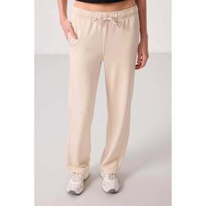 Pantalones Palazzo Anchos para Mujer Tommylife, con Paneles Laterales de Textura Suave - 94669 Negro - Rojo Viva - Product Image 3