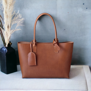 Bolso moderno de cuero genuino Muse para mujer con textura suave y detalles elegantes - Product Image 3