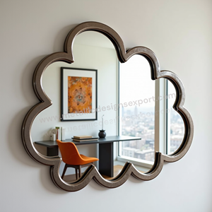 Espejo de pared creativo en forma de flor con marco dorado Acento decorativo único para sala de estar, dormitorio, interiores de oficina Elegantemente - Product Image 3