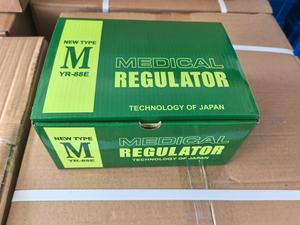 Régulateur d'oxygène médical abordable de 15 LPM avec débitmètre précis - Product Image 4