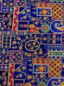 Tissu en crêpe teint naturel pur, écologique et respirant, poids moyen, pour l'ameublement et l'habillement - Product Image 2