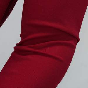 T-shirt à manches longues pour hommes de haute qualité avec col montant, couleurs contrastées à fermeture éclair en tissu jersey à motif solide - Product Image 4